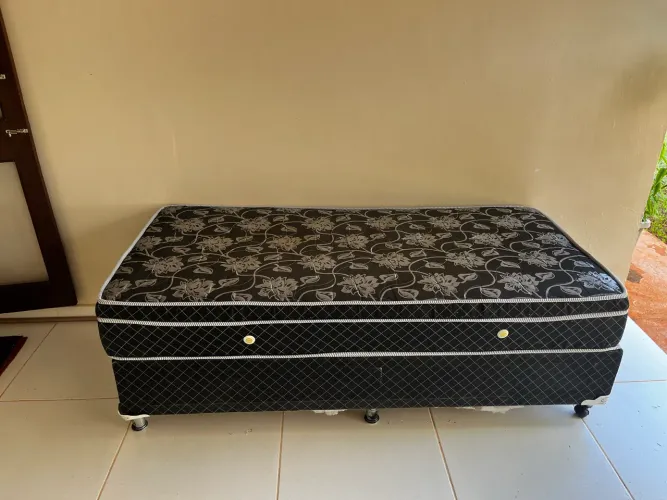 Vendo cama box