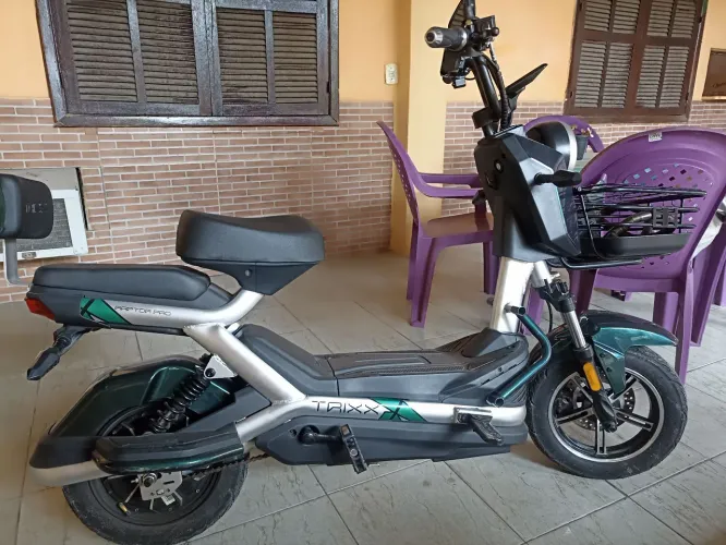 Scooter elétrica trixx