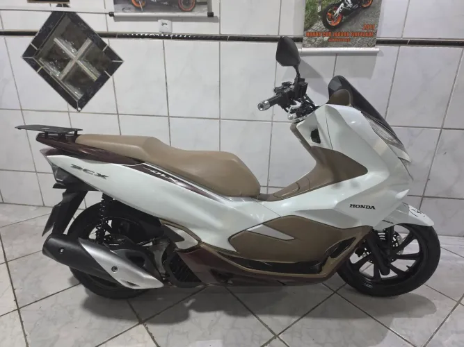 pcx 150 ano 2020 DLX chave presencial e freios ABS
