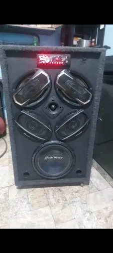 Vendo caixa de som residencial 