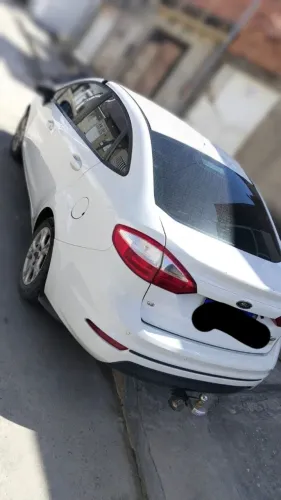 Ford Fiesta SE 1.6 16V Flex 5P 2015
