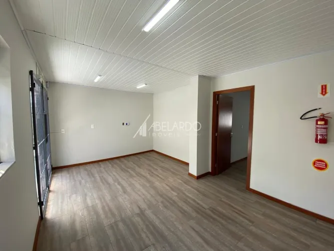 SALA COMERCIAL PARA LOCAÇÃO SUBSOLO | BAIRRO SALTO DO NORTE | 60m²