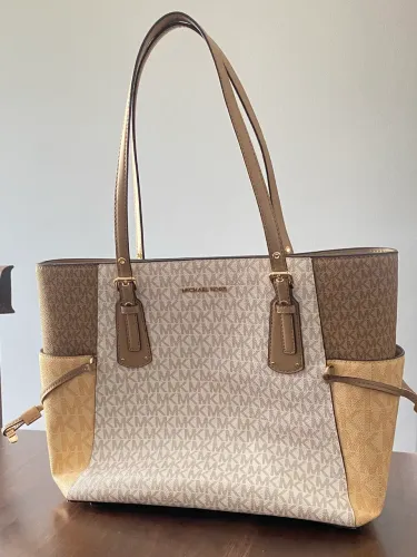 Bolsa MICHAEL KORS Voyager East/West Tote