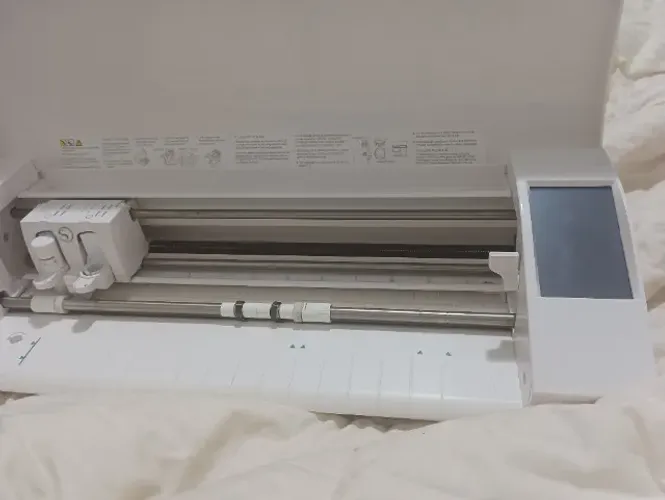 Plotter silhouette cameo 3