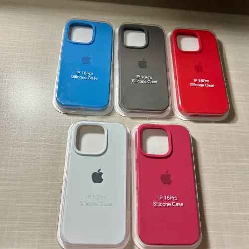 Capa silicone case iPhone 16 pro cinza, branca, vermelha e azul novas