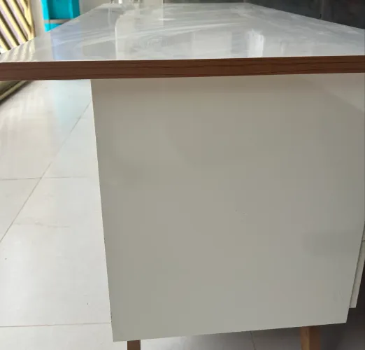 MESA DE ESCRITÓRIO