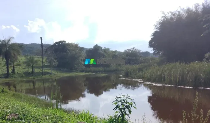 FAZENDA À VENDA - 64 HECTARES - CLÁUDIO (MG)