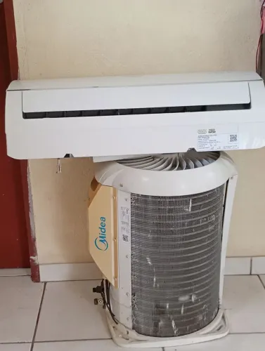 Vendo ar condicionado Springer semi novo 1 ano de uso