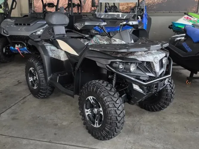 QUADRICICLO CFORCE 550 ANO 2018 R$49.990,00 REVISADO