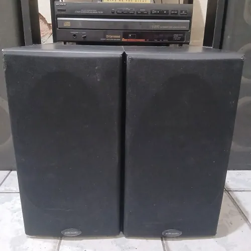 Caixas Polkaudio RT 35i Funcionando.