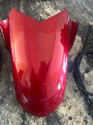 VENDE-SE CARENAGENS 300F 2025