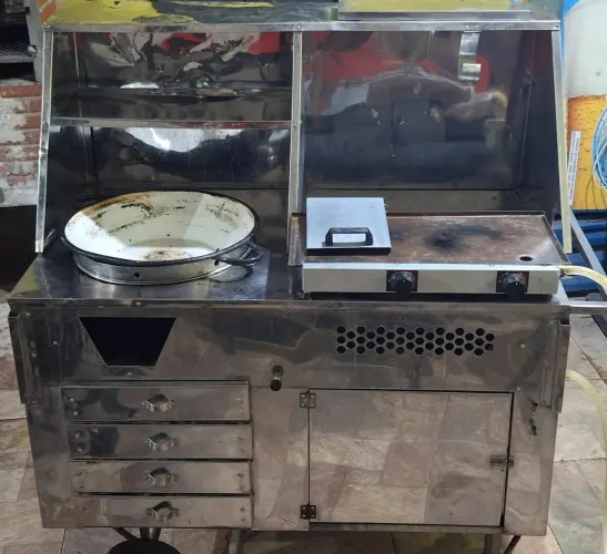 Barraca 3 em 1 de cachorro quente , hambúrguer e batata frita 