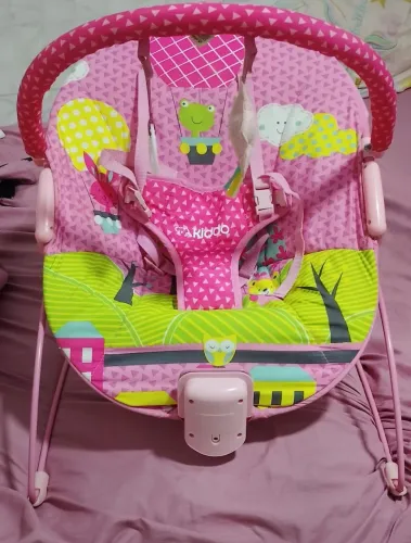 Cadeirinha de descanso Kiddo Joy cor de rosa