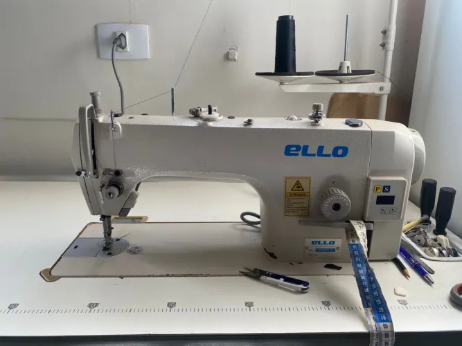 Máquina de Costura Reta Industrial Direct Drive