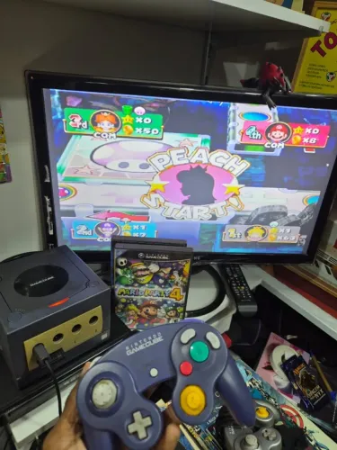 Nintendo GameCube + Jogo Mario Party 4 ( Funcionando )