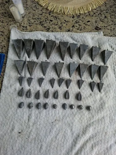 Chumbos para mulinete de pescar