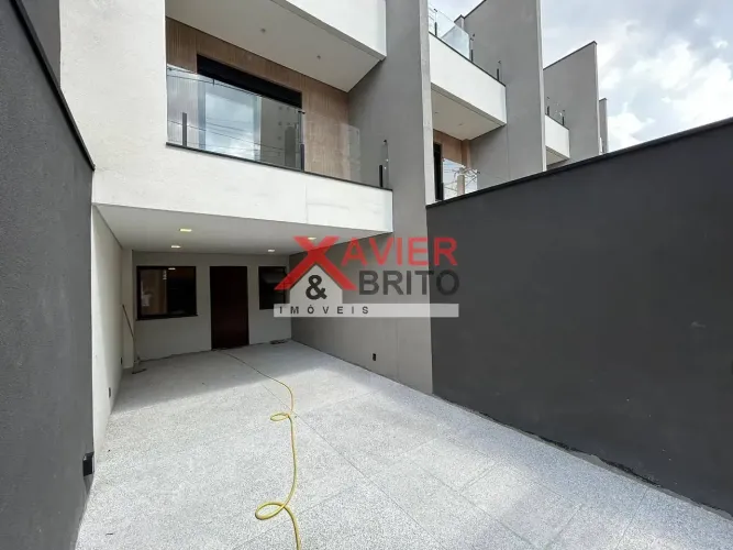 Sobrado à venda 3 Quartos, 3 Suites, 2 Vagas, 136M2, Tatuape