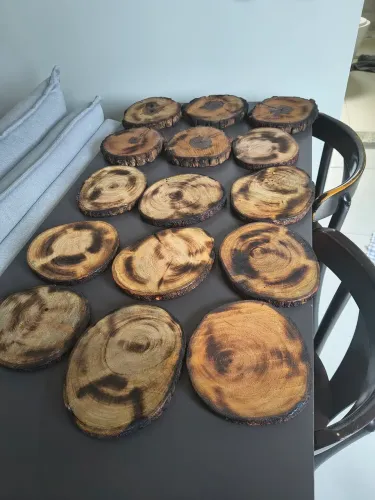 Bolachas de Madeira Decorativas aprox 19cm - Centro de Mesa (Lixadas e Envernizadas)