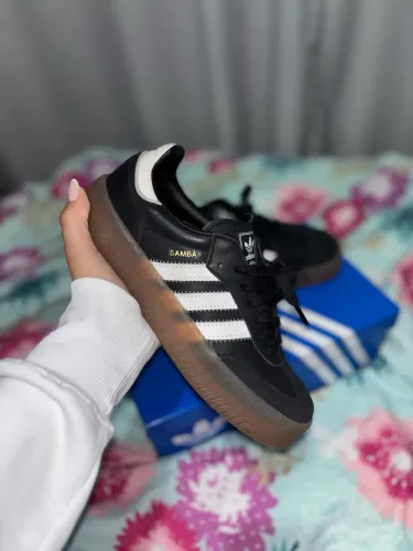 Tênis adidas Sambae preto feminino