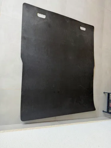 Protetor de caçamba em borracha para Ford Ranger.