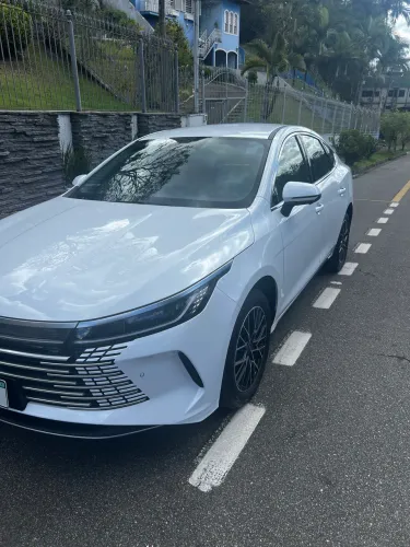 BYD King GS 1.5 16V Híbrido Aut. 2026
