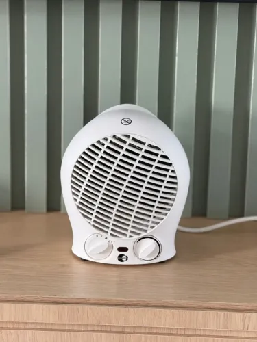 AQUECEDOR DE AR ELÉTRICO PORTÁTIL 1300W