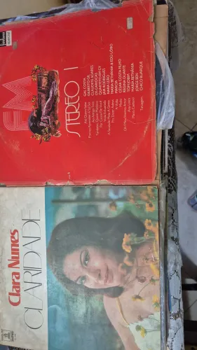 Discos de Vinil e CDS