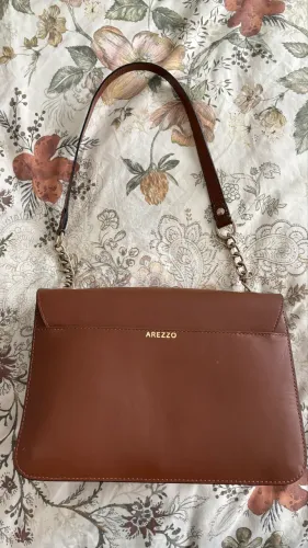 Bolsa Arezzo couro caramelo