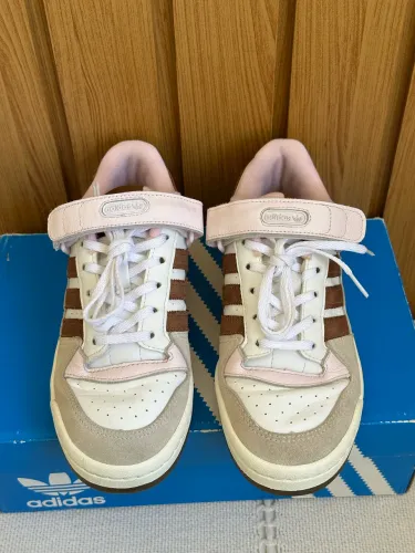 Tênis adidas fórum low w strawberry original