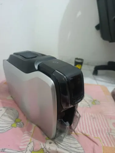 Impressora de Cartão PVC Frente e Verso Zebra ZC300