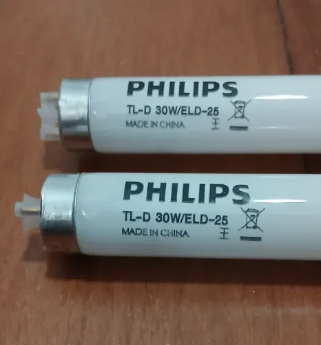 02 Lâmpadas Fluorescentes Philips TLD 30W ELD 25 Branca