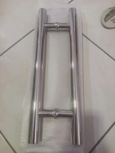 Puxador duplo tubular modelo H em aço inox