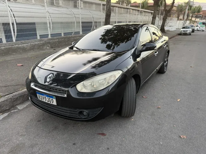 Renault Fluence Sed. Dynamique 2.0 16V Flex Aut. 2013