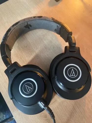 Fone de referência ATH M40x
