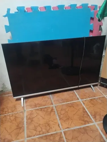 TV SMART PHILIPS 50 POLEGADAS COM DEFEITO