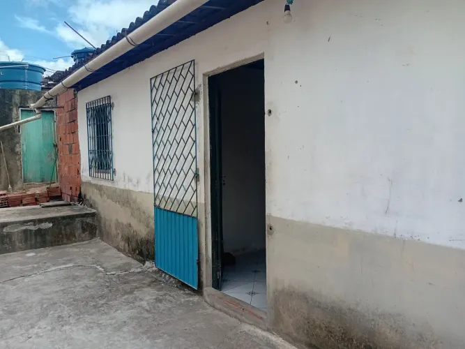 Vende-Se 2 casas msm tamanho 