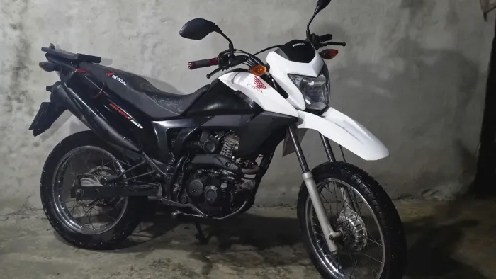 Honda NXR 160 Bros 2018 - Excelente estado, pronta para uso!
