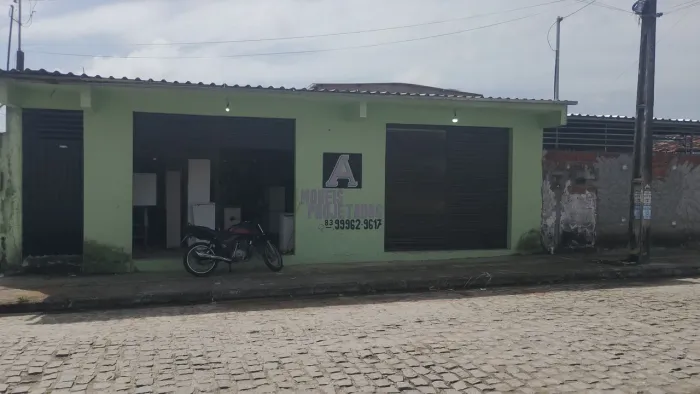 Vendo marcenaria completa mais informações fala no zap