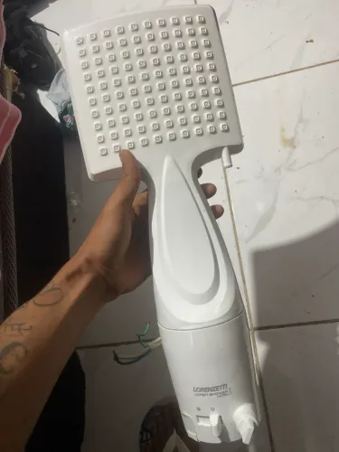 VENDO CHUVEIRO ELÉTRICO 220V