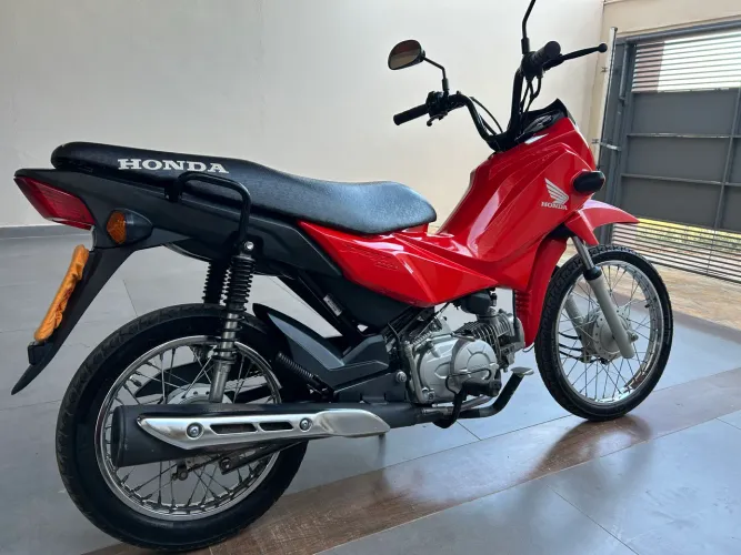 Honda Pop 110i 2022 com 27905km extremamente conservada