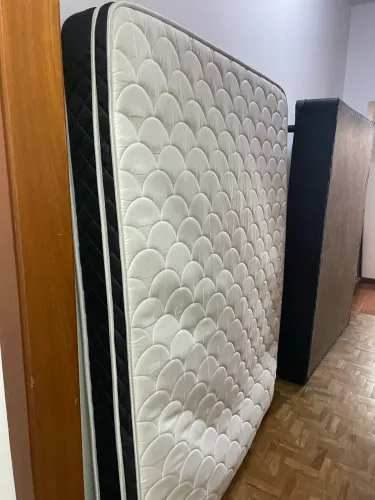 Colchão com cama box casal