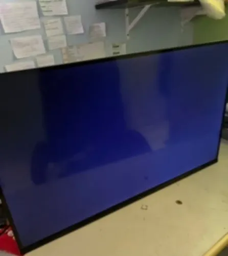 TV com defeito (Provável led, ou placa)