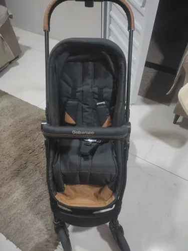 Carrinho de bebê GALZERANO