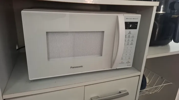 Micro-ondas Panasonic 21l