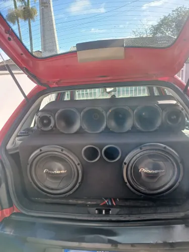 Vende se som automotivo completo