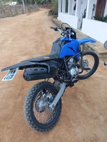 Moto lander 250