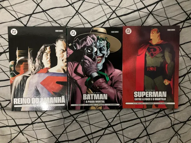 Dc?s De Bolso (Piada Mortal,Reino do Amanhã e Superman: Entre a Foice e o Martelo)