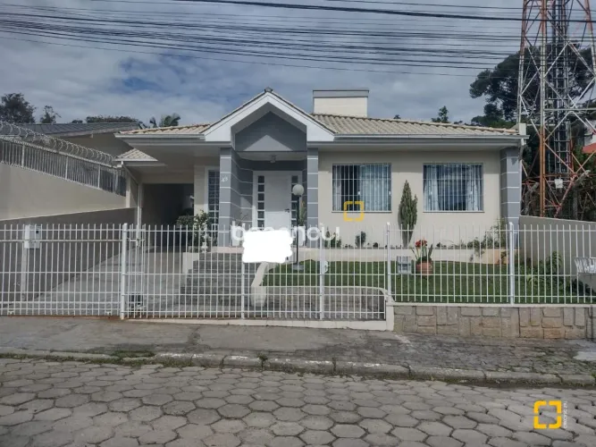Casa próximo a UFSC