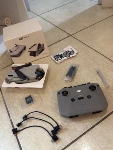 Dji mini 3 novo com cartão de memória 