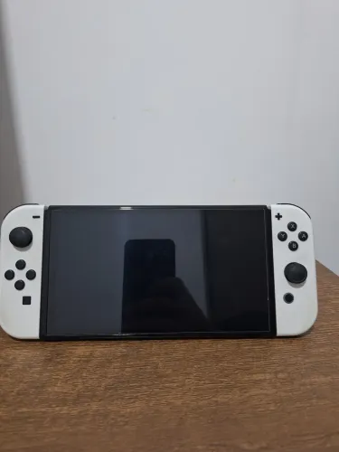 Nintendo switch OLED DESBLOQUEADO com cartão de memória 256GB